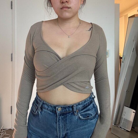 ALO YOGA - Brown Wrap Crop Top (Size M) - Picture 1 of 3